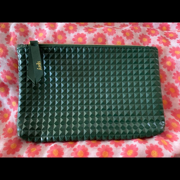 Forest green Ipsy bag - Picture 2 of 2